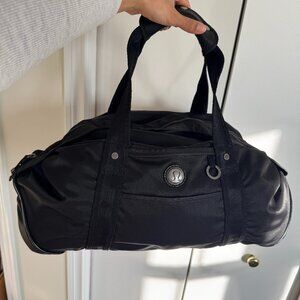 Lululemon duffle bag